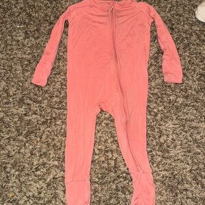 Bamboo pajamas size 3-6 months